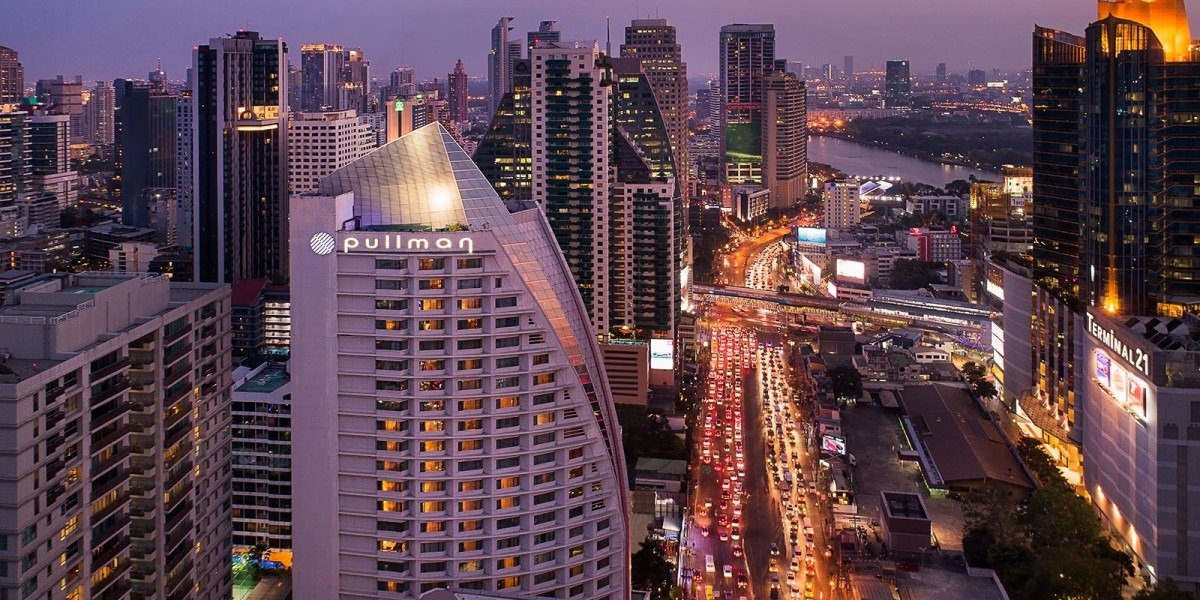 Hotel 5 stars in middle of bangkok sukhumvit road (asoke) for sell